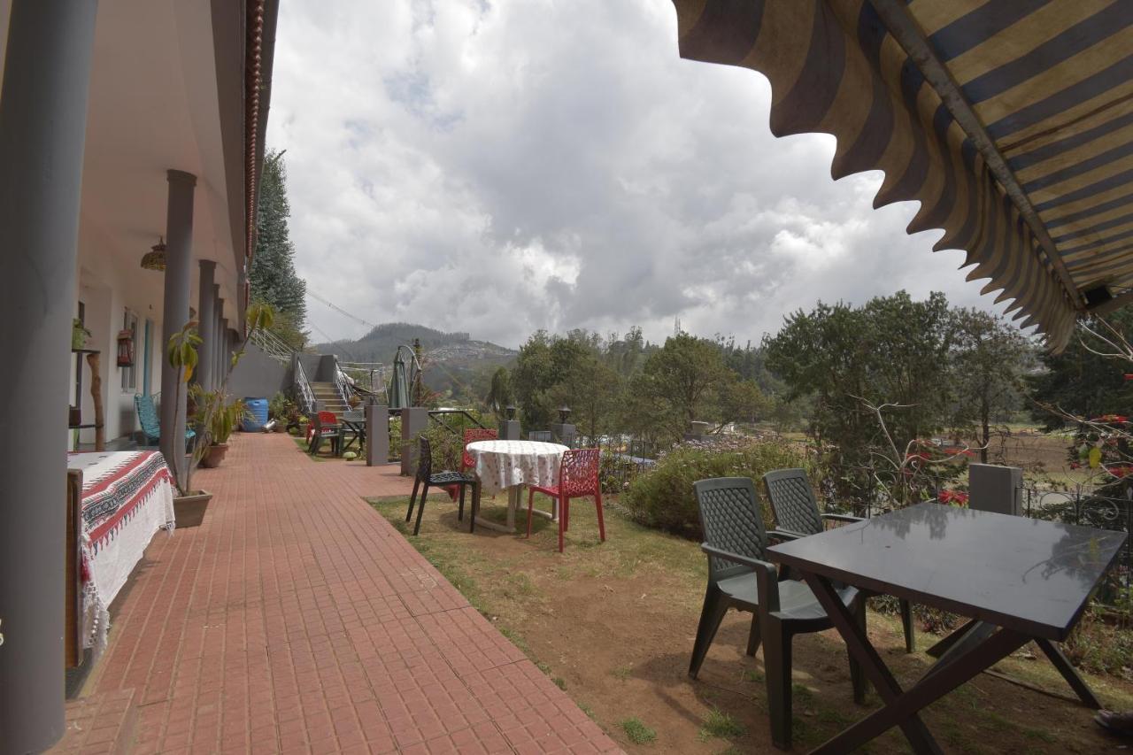 Fabhotels Reflections Guest House Ooty Buitenkant foto